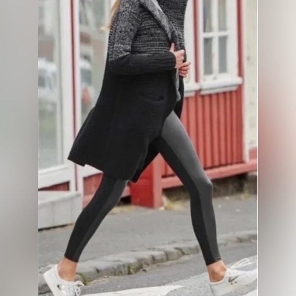 Pants - Athleta Gleam Tight 2.0 Leggings, Size Small, Black Faux Leather Front